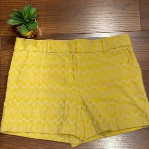 Ann Taylor Signature 5” inseam shorts